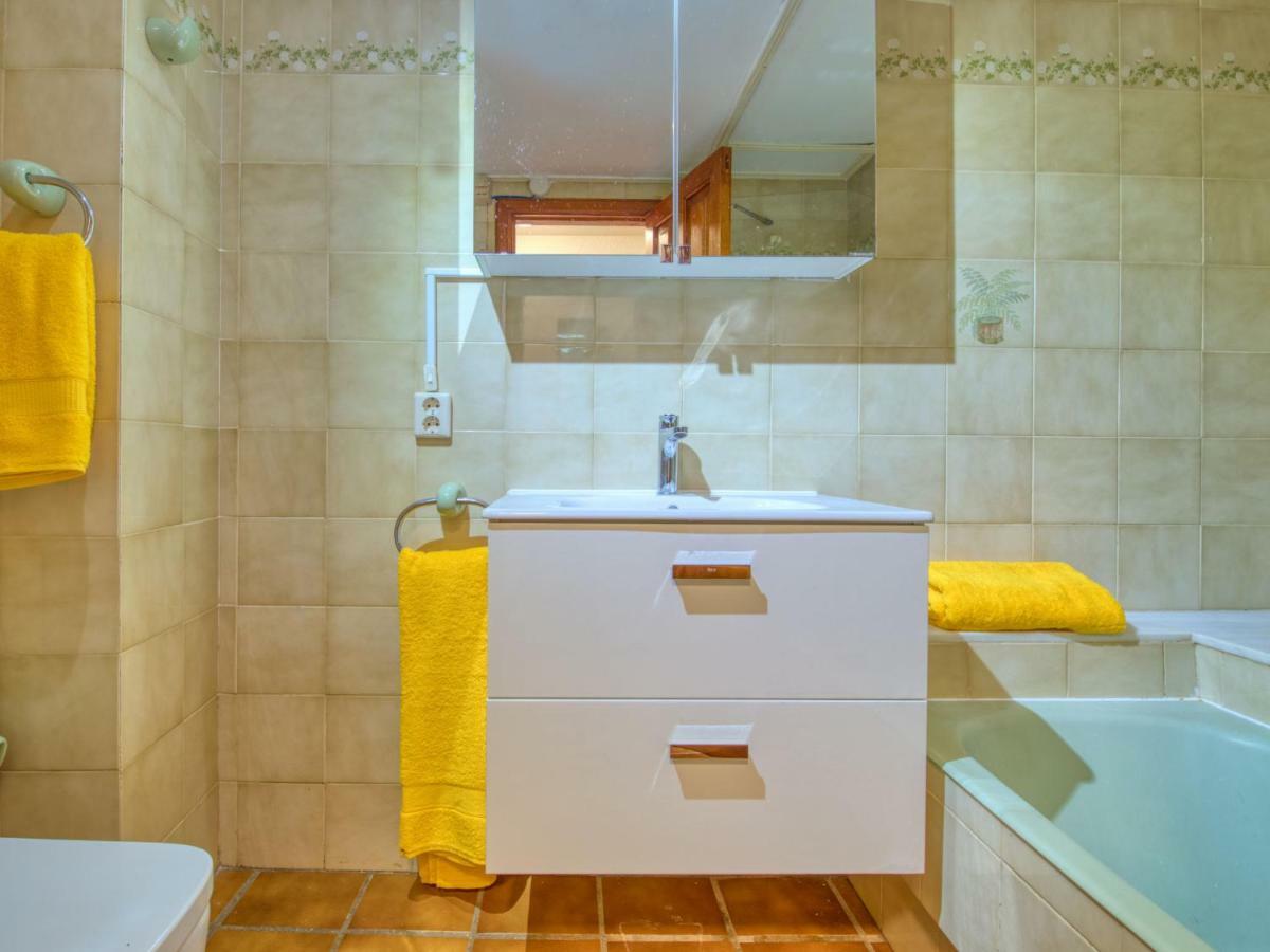 Apartment Les Arenes-7 By Interhome Дения Екстериор снимка